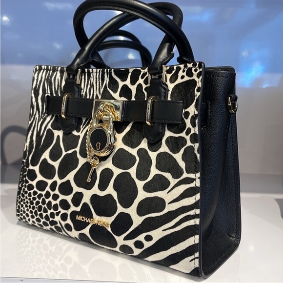 Michael Kors
Hamilton Small Satchel Leather - Picture 10 of 16